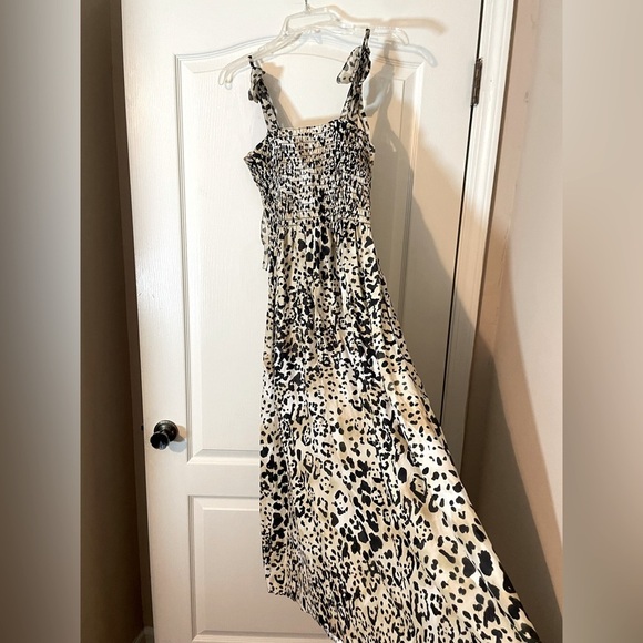 La Ligne 100% Silk Tie Strap Leopard Animal Print Smocked Midi Dress Size M - Picture 6 of 9